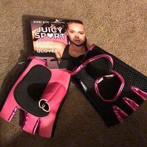 Weight lifting gloves